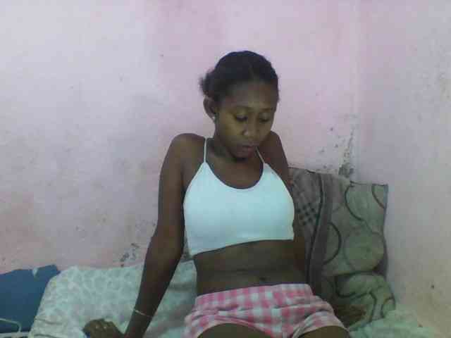 Natacha24 webcam
