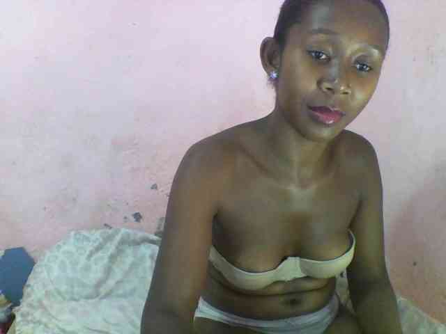 Natacha24 webcam