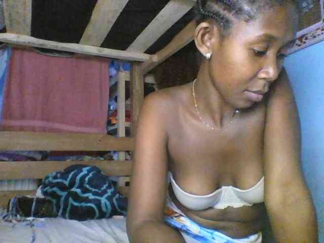Natacha24 webcam