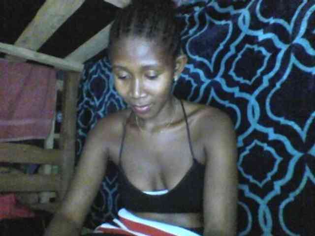 Natacha24 webcam