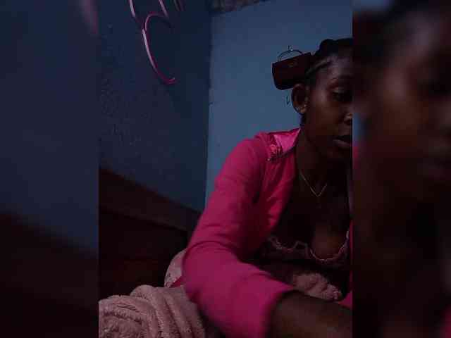 Natacha24 webcam