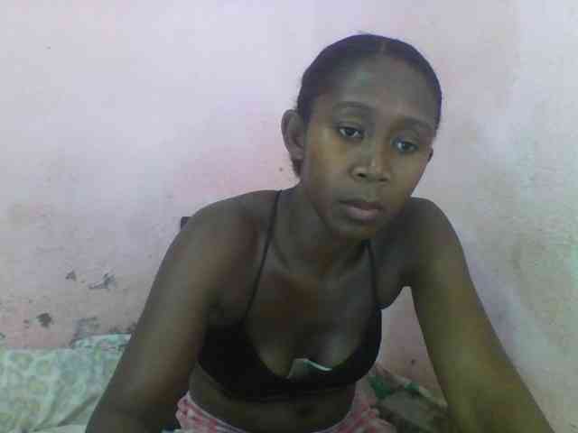 Natacha24 webcam