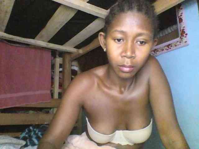 Natacha24 webcam