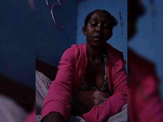 Natacha24 webcam