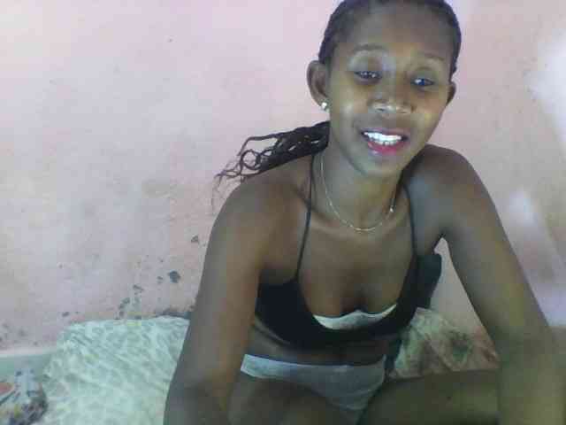 Natacha24 webcam