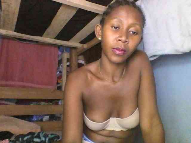 Natacha24 webcam