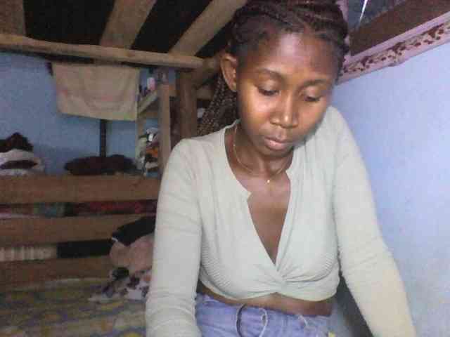 Natacha24 webcam