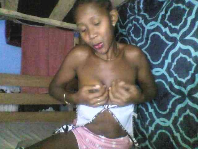 Natacha24 webcam