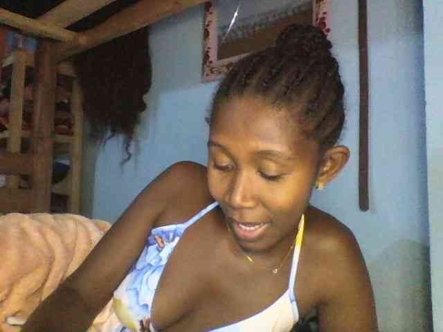 Natacha24 webcam