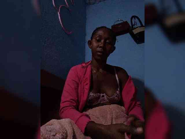 Natacha24 webcam