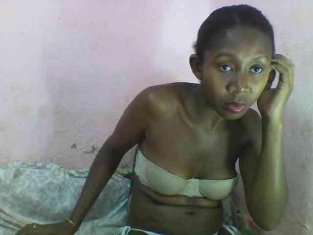 Natacha24 webcam