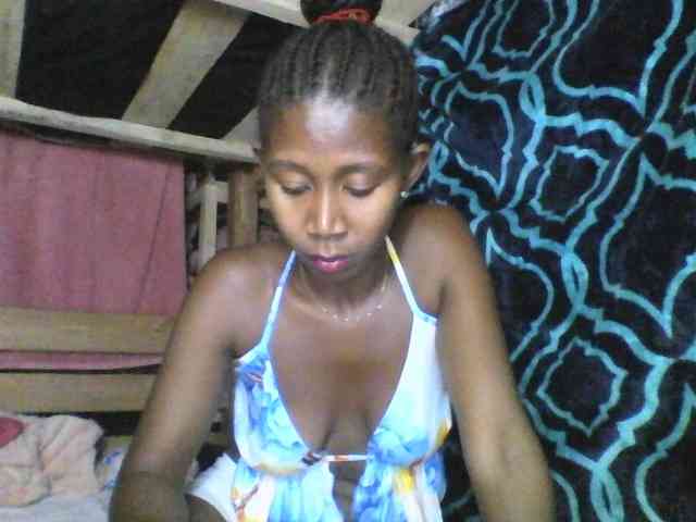 Natacha24 webcam