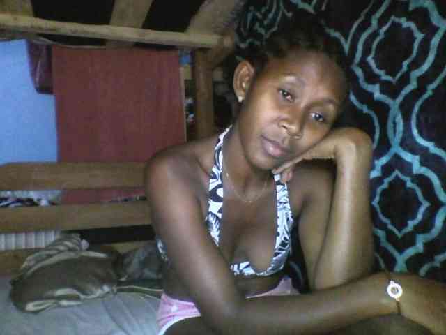 Natacha24 webcam