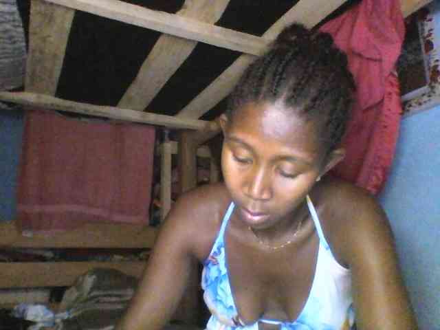Natacha24 webcam