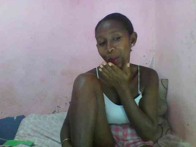 Natacha24 webcam