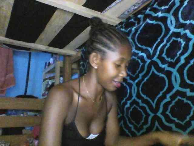 Natacha24 webcam