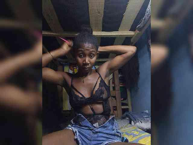 Natacha24 webcam