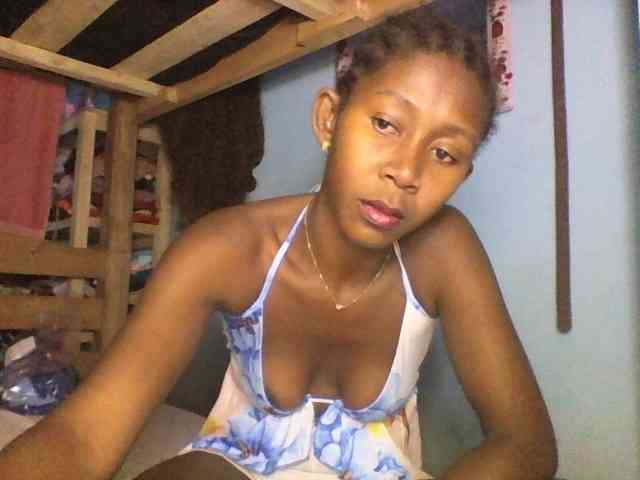 Natacha24 webcam