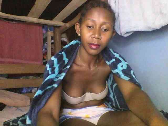 Natacha24 webcam