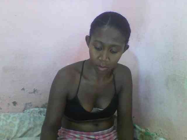 Natacha24 webcam