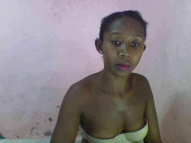 Natacha24 webcam