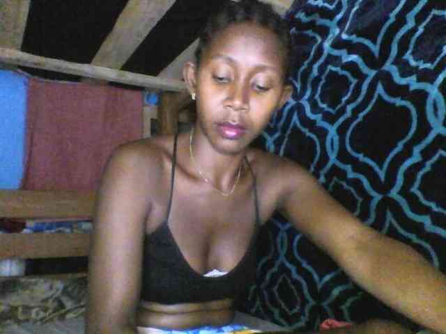 Natacha24 webcam