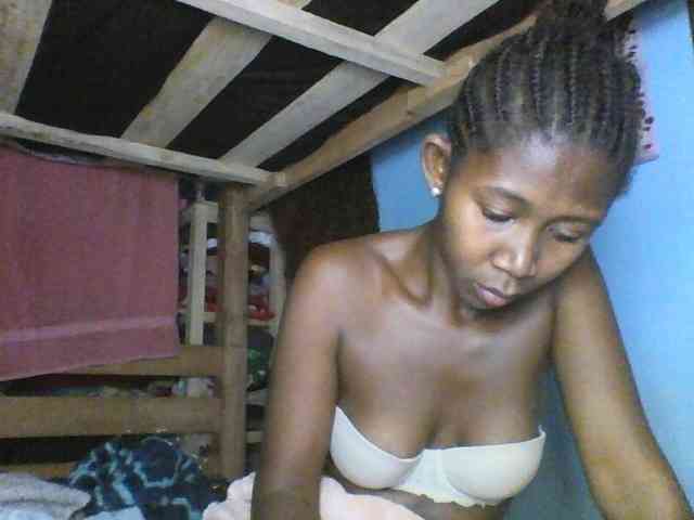Natacha24 webcam