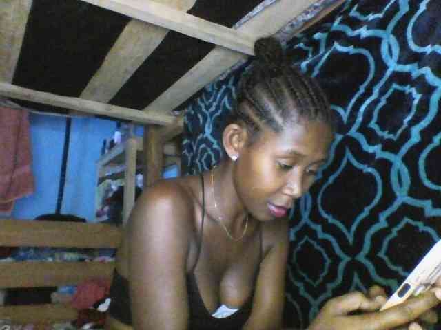 Natacha24 webcam