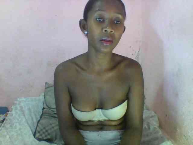 Natacha24 webcam