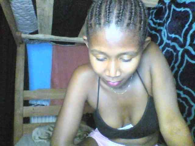 Natacha24 webcam