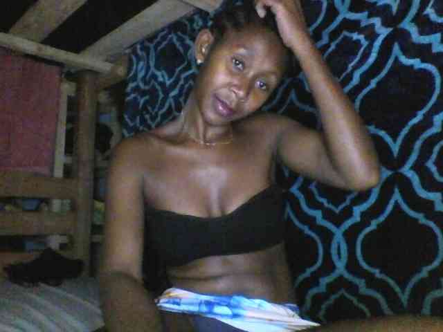 Natacha24 Live Webcam on BongaCams