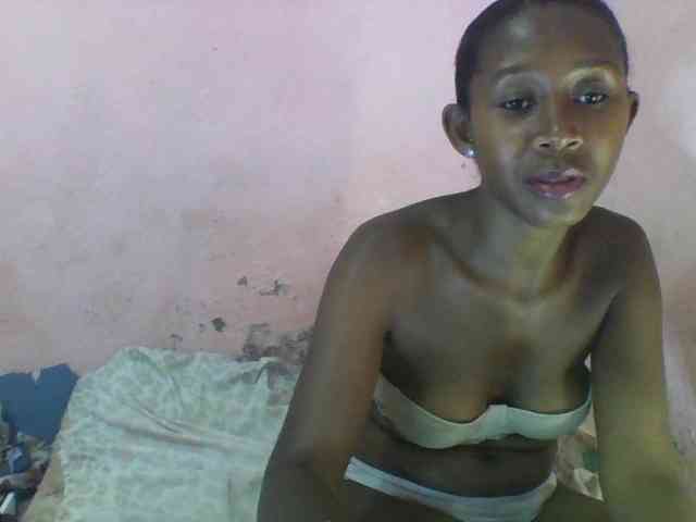 Natacha24 webcam