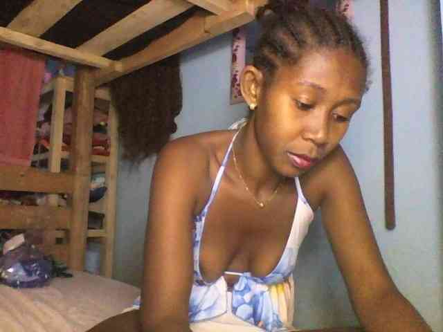 Natacha24 webcam