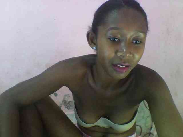 Natacha24 webcam