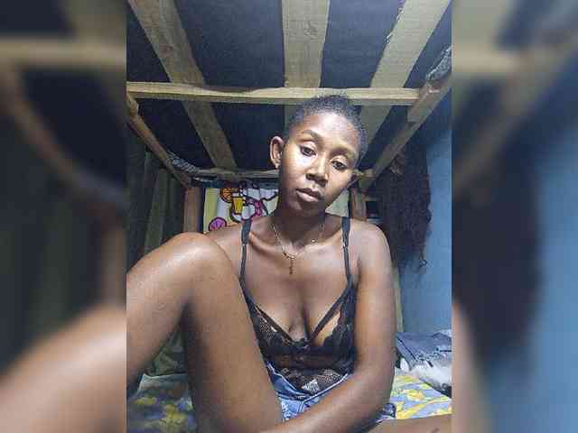 Natacha24 webcam