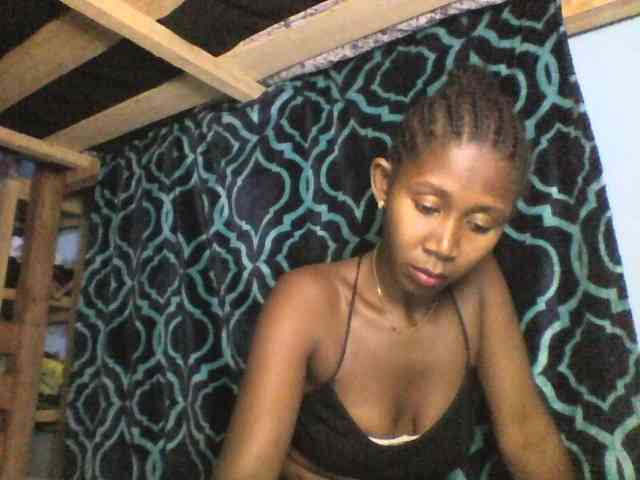 Natacha24 webcam