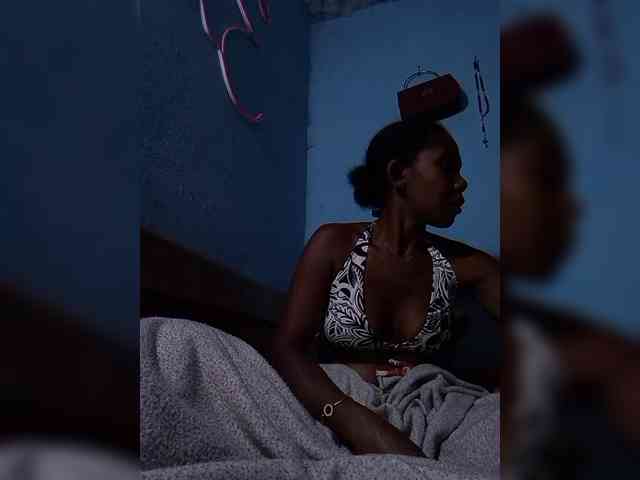 Natacha24 webcam