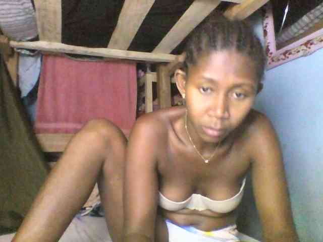 Natacha24 webcam