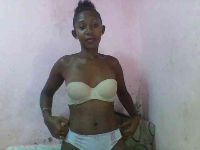 Natacha24 webcam