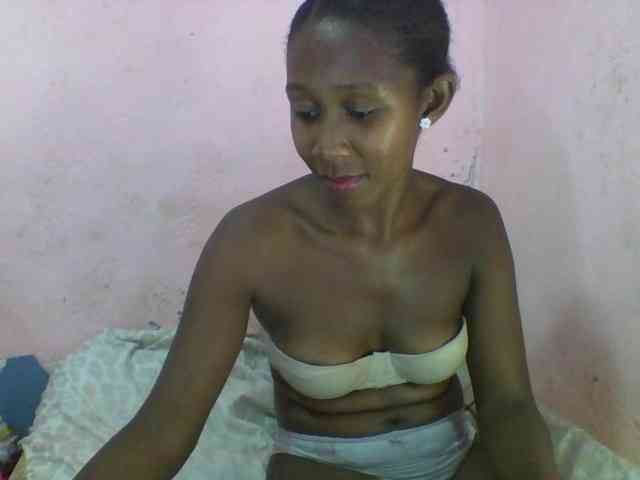 Natacha24 webcam