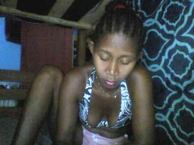 Natacha24 webcam