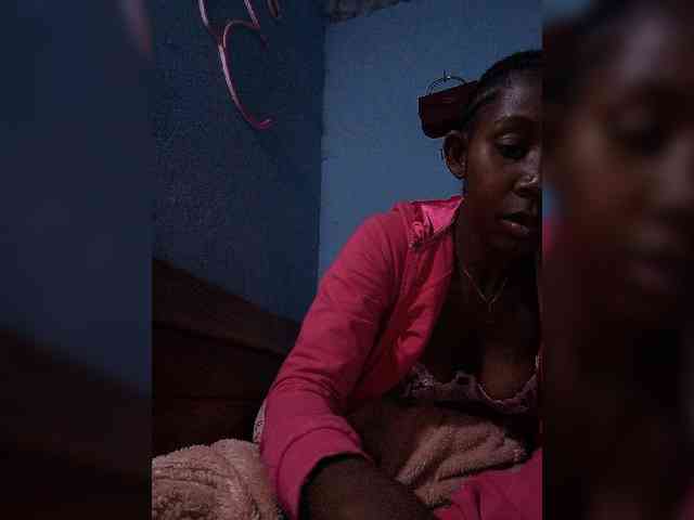 Natacha24 webcam
