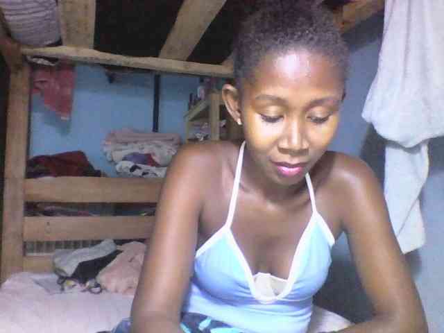 Natacha24 webcam