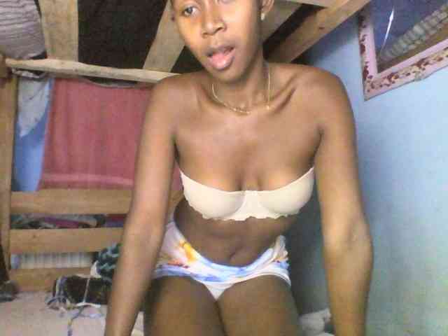 Natacha24 webcam
