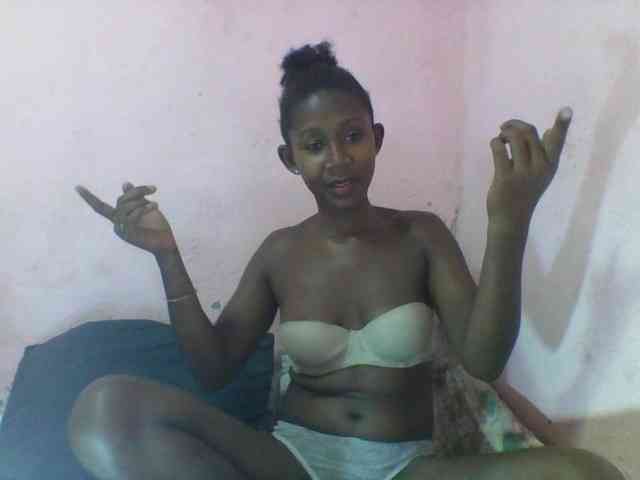 Natacha24 webcam