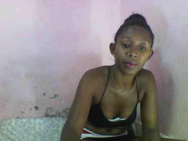 Natacha24 webcam