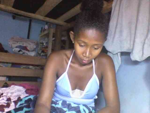 Natacha24 webcam