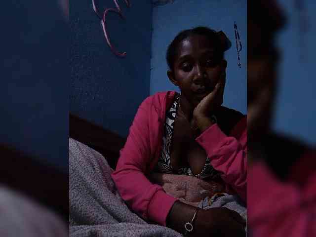Natacha24 webcam
