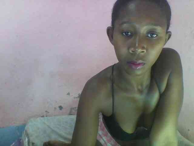 Natacha24 webcam