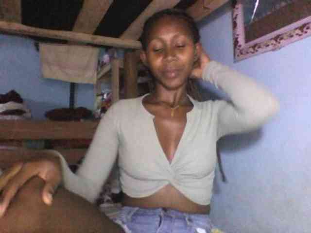Natacha24 webcam